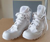 Palladium Schnürstiefelette Baggy Boot Stiefelette weiß 39 Blumen Nordrhein-Westfalen - Blomberg Vorschau
