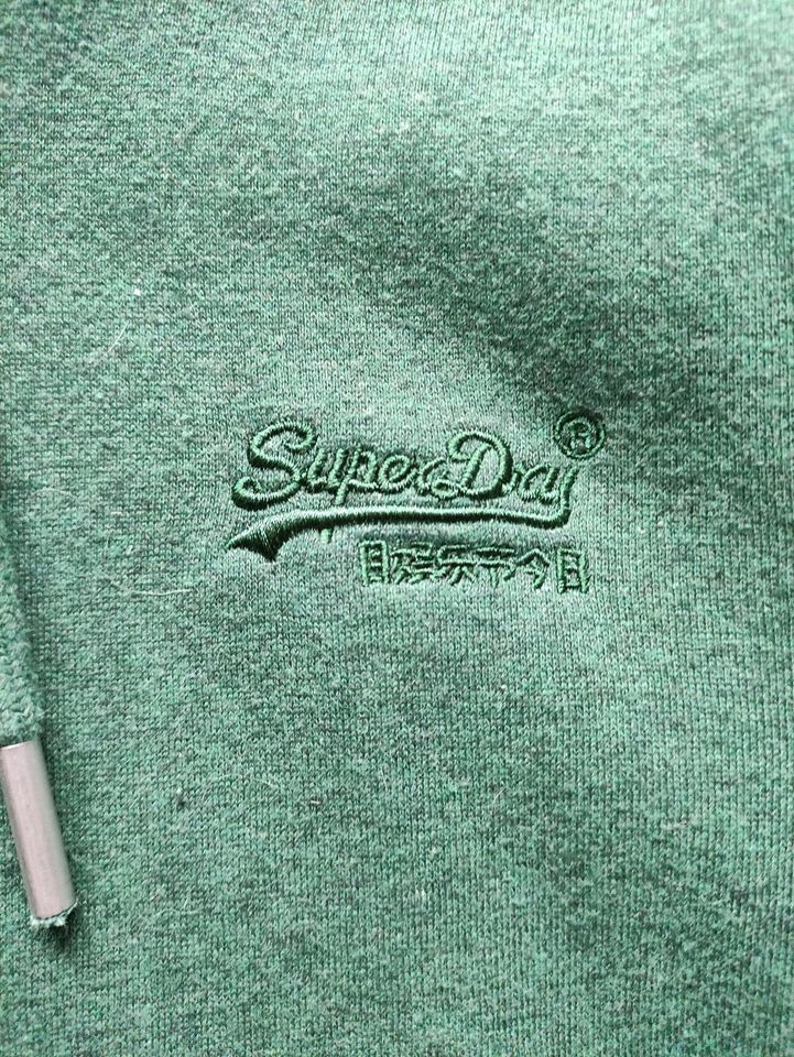 *NEU* Damen Gr. S Superdry Pullover, Hoodie, grün in Neuwied