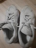 Biete sehr gut erhaltene Sneaker, Gr. 38. Marke Adidas Thüringen - Elxleben an der Gera Vorschau