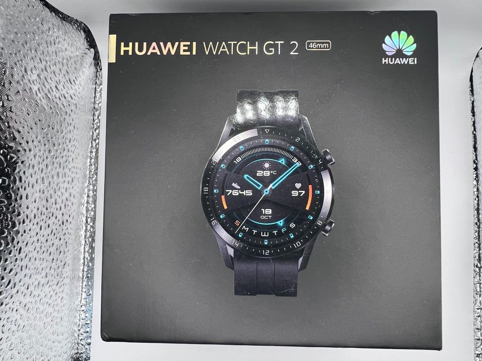 Huawei Watch GT 2 46 mm schwarz am Silikonarmband schwarz in Wiesbaden