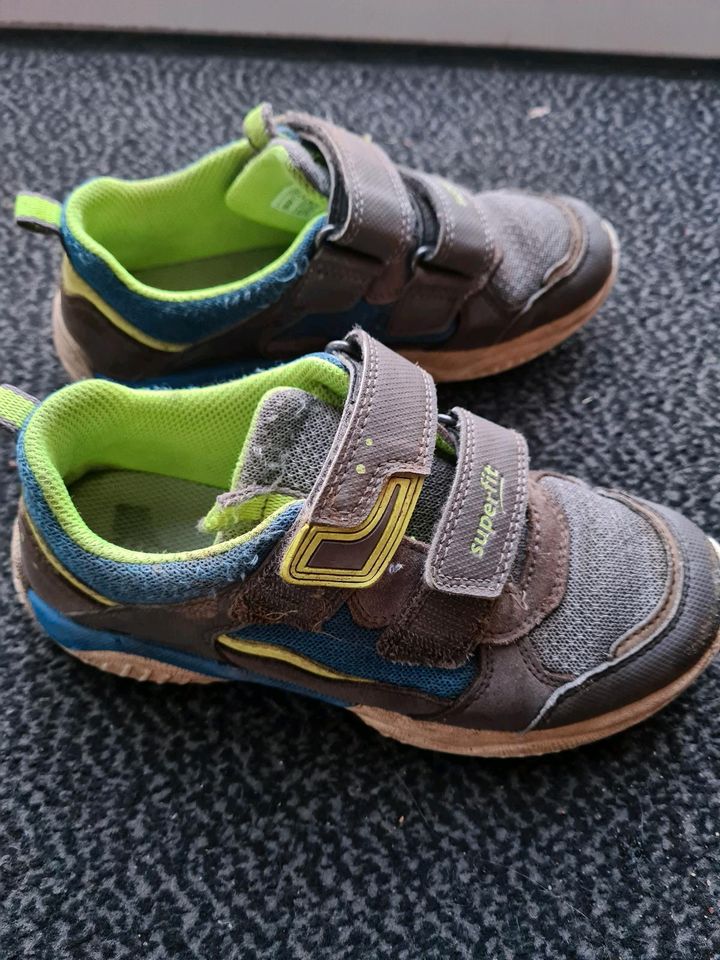 Superfit Halbschuhe Jungen Gr 32 grau Klettverschluss Sneaker in Mömbris