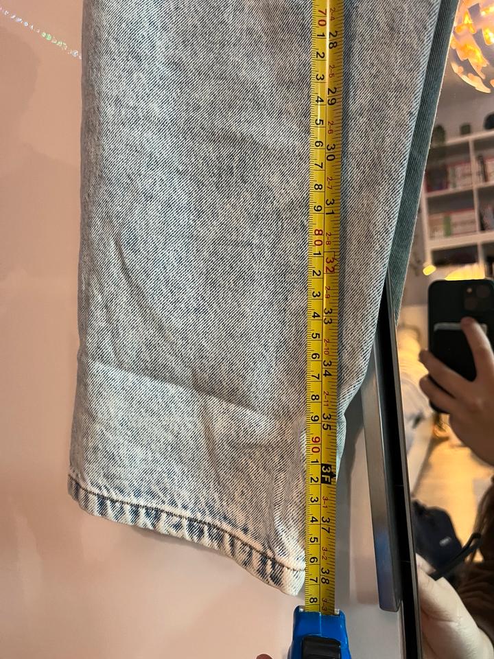 H&M Baggy Jeans Hose Größe 38 Hellblau/Blau 100% Baumwolle in Siegen
