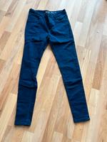 Neue Mustang Jeans Größe 30 Hessen - Wabern Vorschau