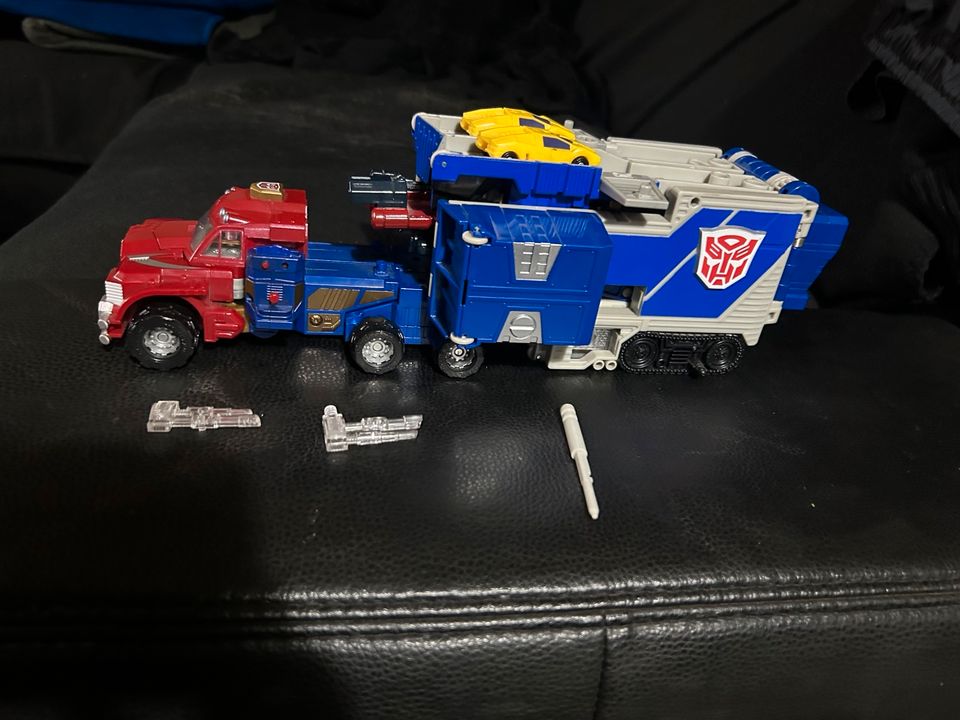 Transformers Armada Optimus Prime mit Sparkplug 2002 in Bamberg