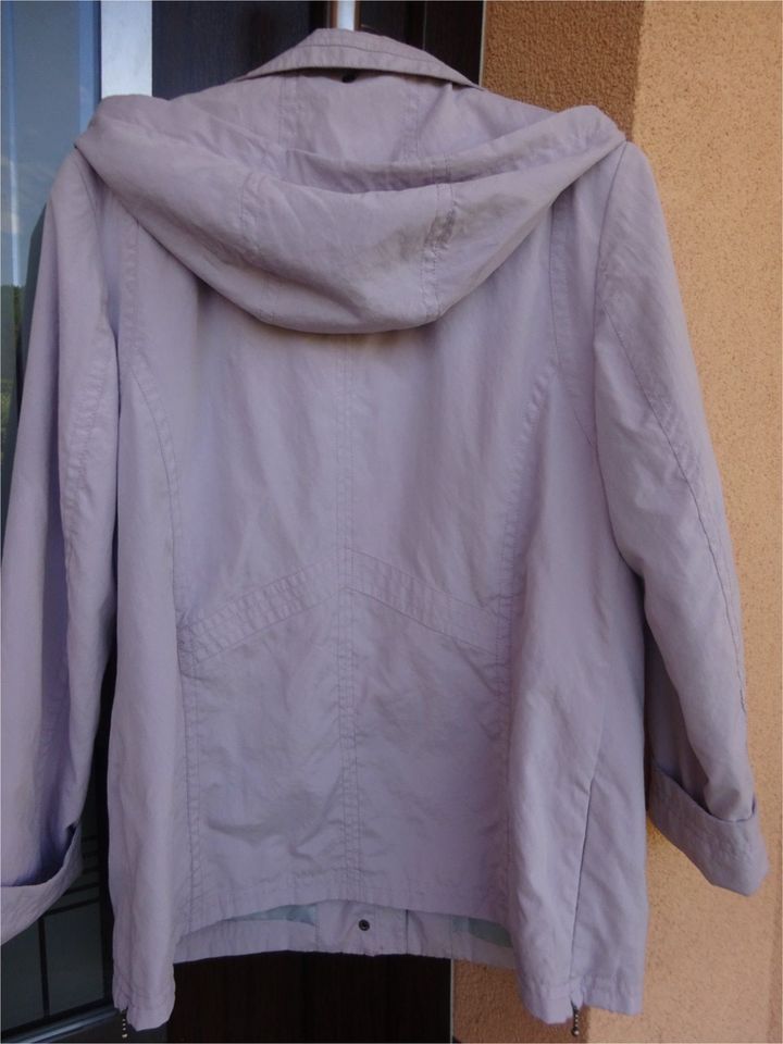 Damensommerjacke lavendel Gr. 42 mit Kaputze in Heubisch