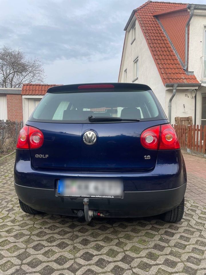 Volkswagen Golf V in Uetze