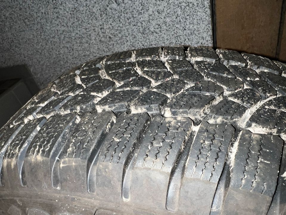 4x Winterreifen Firestone 205/60R16 95H in Oranienburg