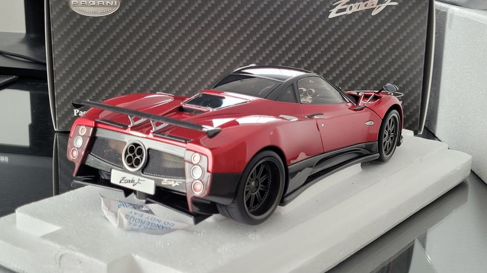 1:18 Pagani Zonda F 2005 Rosso Monza carbon Almost Real in Katzenelnbogen