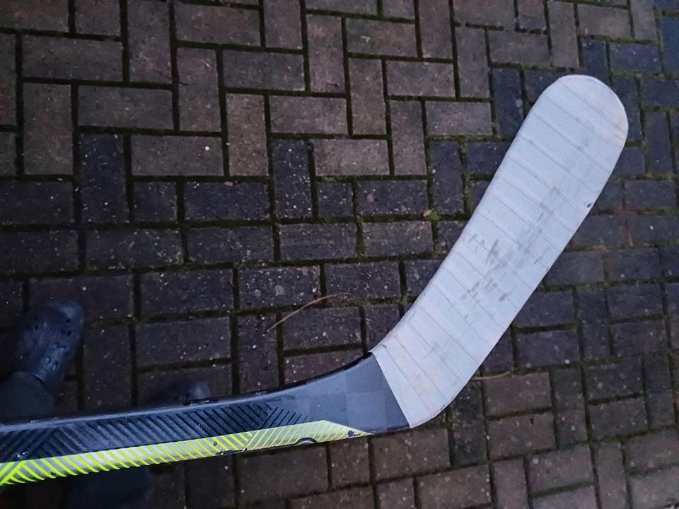 Eishockey Schläger Warrior in Castrop-Rauxel