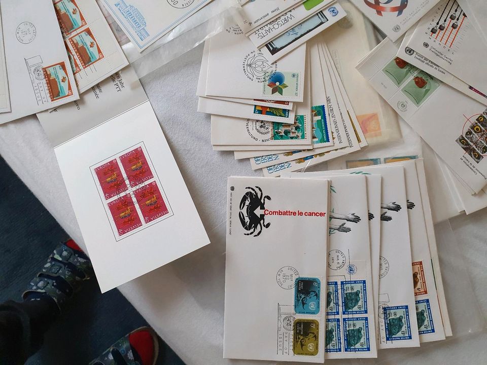 Briefmarken Konvolut Versand möglich in Reutlingen