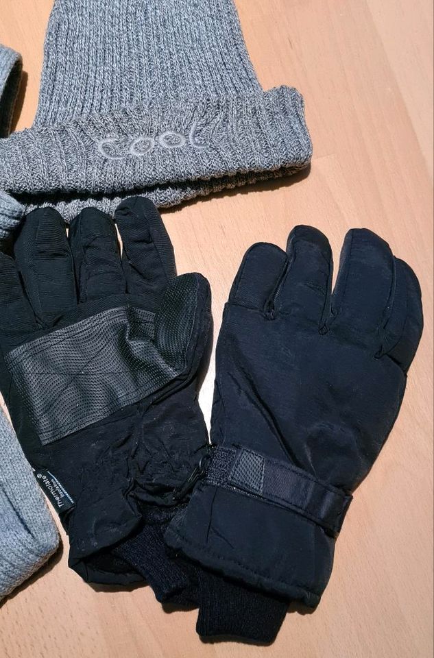 3-er Set Schal TCM, Mütze und Handschuhe Thinsulate neu in Tönisvorst