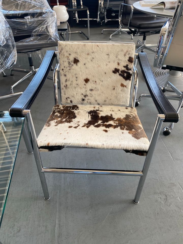 Cassina Le Corbusier LC 1 Sessel Fell in Wiesbaden