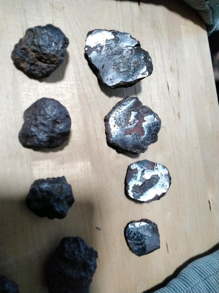 Metallische Steine, Mineralien, Steine, Meteorit?Silber, Gold,Erz in Bad Neustadt a.d. Saale