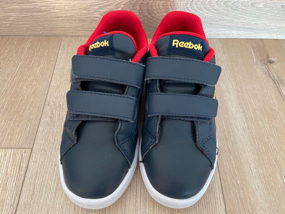 Reebok Turnschuhe Hallenschuhe Sneaker Gr.27 in Greding