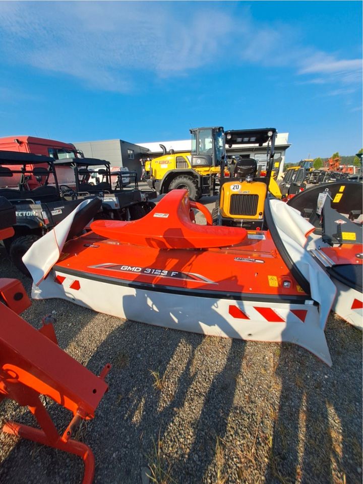 KUHN GMD 3123 Frontmähwerk Scheiben 3,1m 2022 *sofort verfügbar* in Bad Waldsee