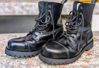 Boots & Braces Stiefel 8-Loch Rangers, Schwarz, 38 EU, geschraubt Bayern - Markt Bibart Vorschau