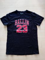 MISTER TEE T-Shirt Herren schwarz rot Gr. L BALLIN 23 Baden-Württemberg - Herrenberg Vorschau