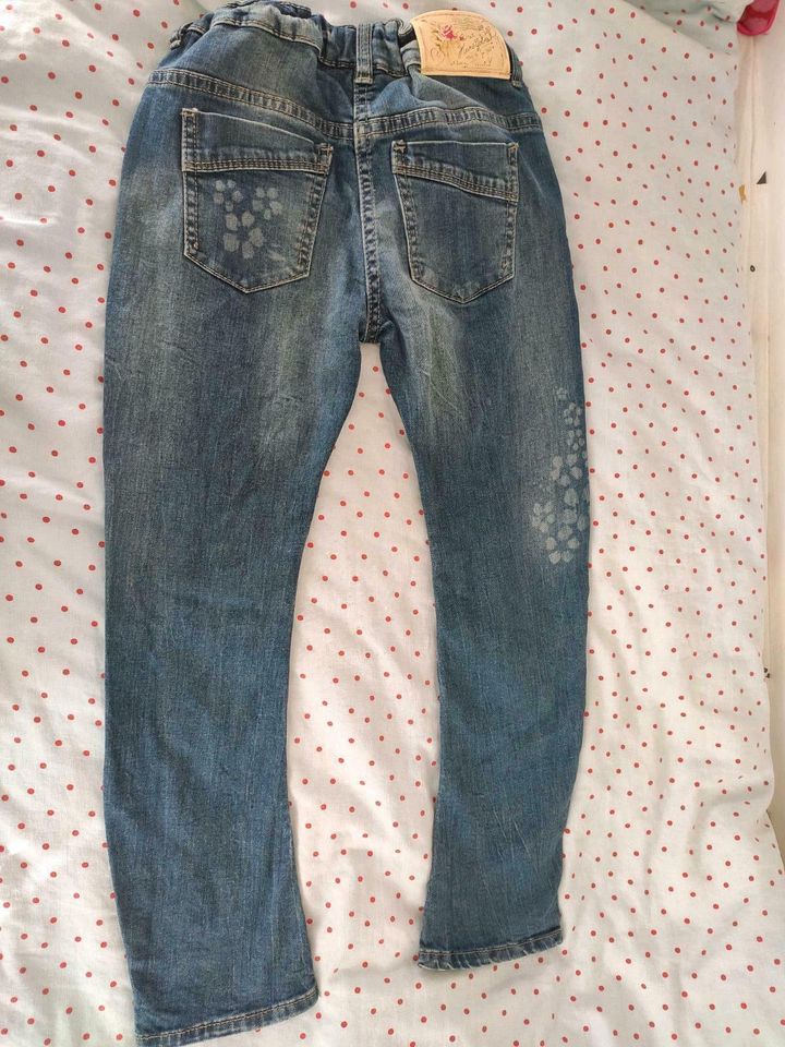 W.neu*Süße Jeans Hose*Kanz*Gr.116/122*Blüten in Cuxhaven