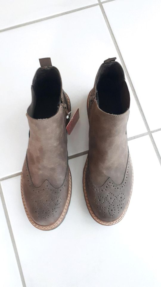 S.Oliver braune Boots, Chelsea Boots, Gr.40, Neu!!! in Hagenburg