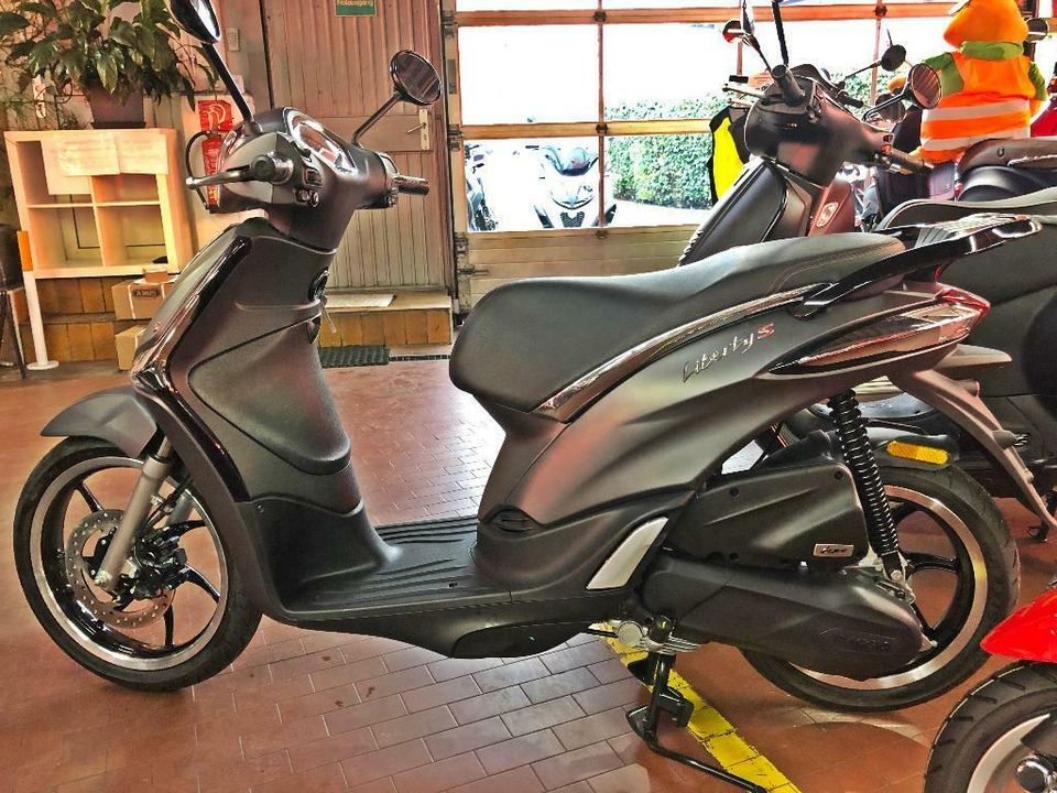 Piaggio Liberty 50 iGet 4T 3V  E5 - Neu - 2 J. Gar. - D. Fz in Leverkusen