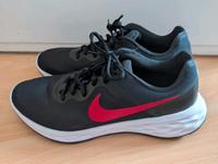 Nike Revolution 6 schwarz rot Gr. 45 Bayern - Neusäß Vorschau
