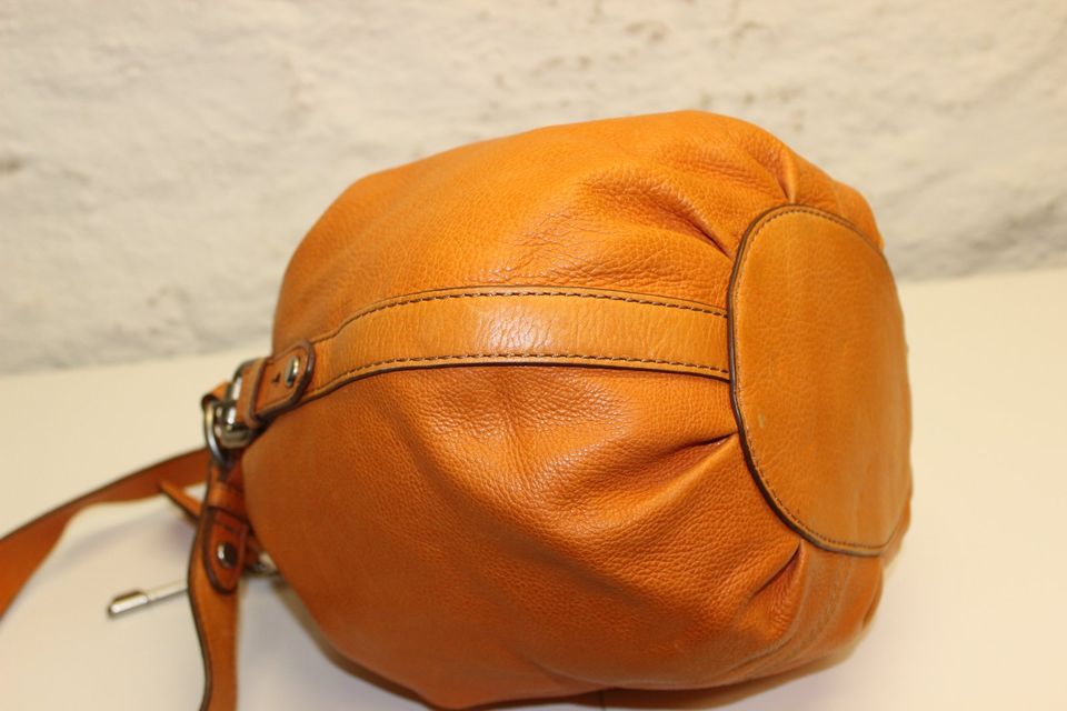 FOSSIL Maddox Drawstring Leder Tasche Orange Schultertasche in Duisburg