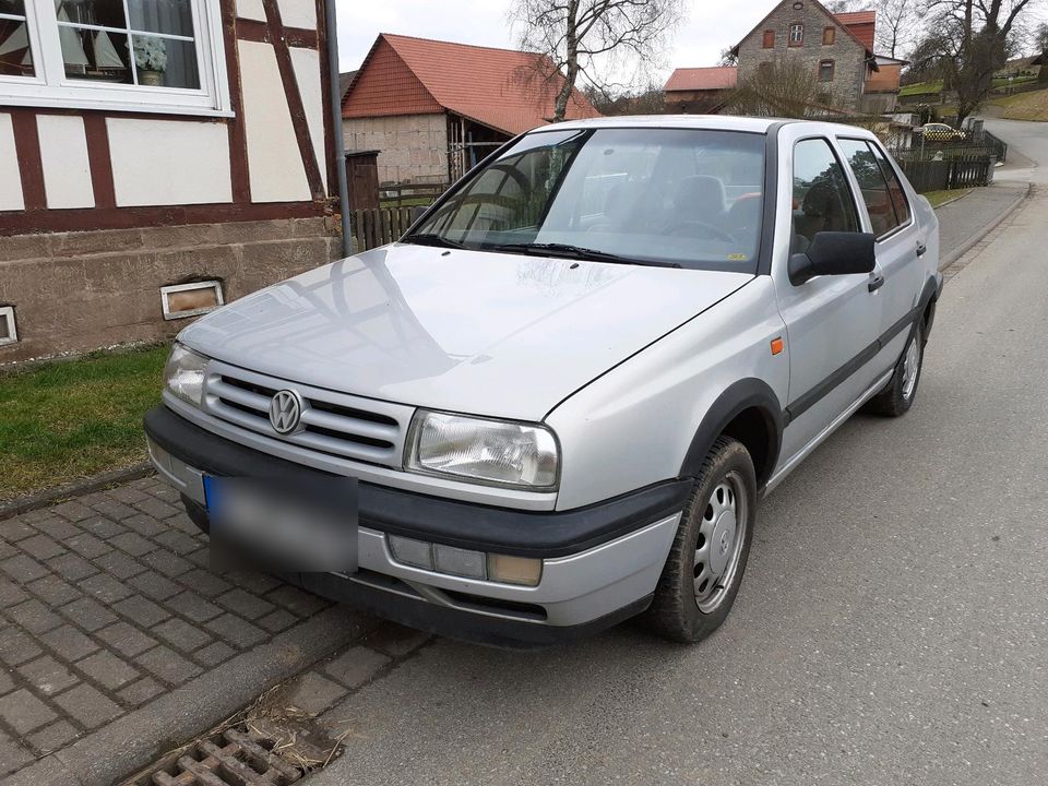 Oldtimer VW Vento Benzin BJ1993 H Kennzeichen möglich in Volkmarsen