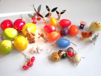 DDR Osterdeko alte Ostereier Holz Figuren Chenille Deko Ostern Nordrhein-Westfalen - Geldern Vorschau