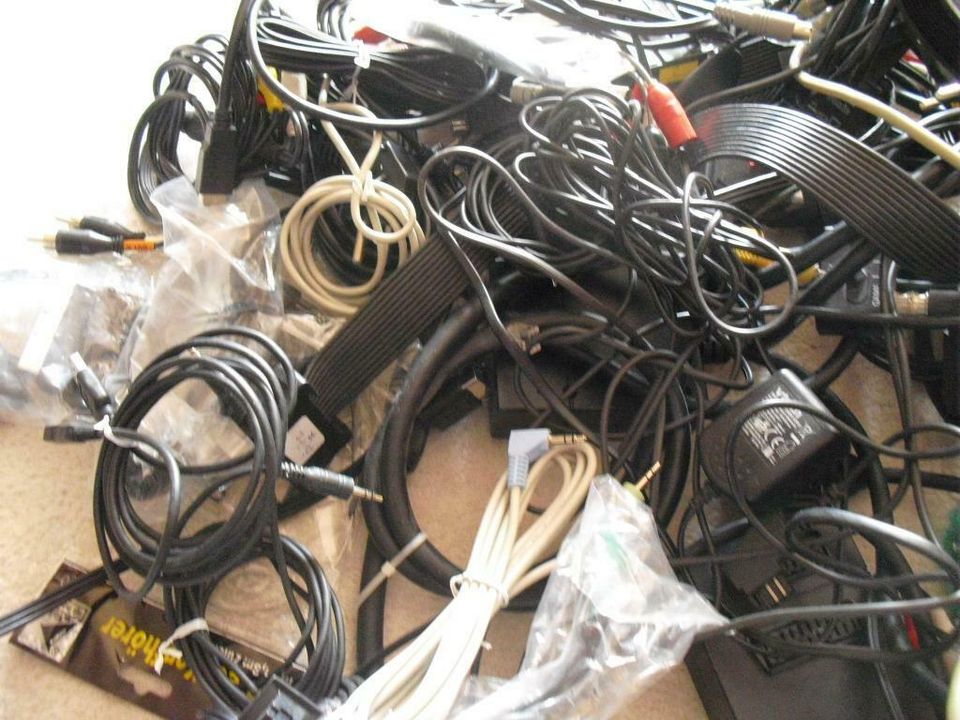 Kabel,Adapter, Stecker usw,,,, in Dörverden