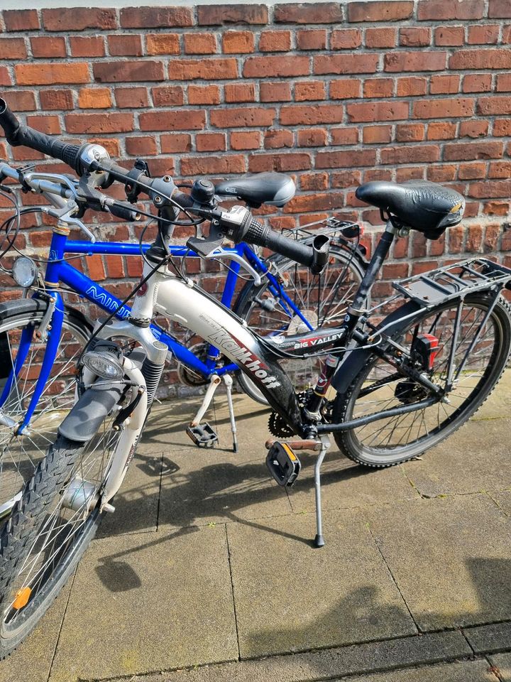Beide Fahrräder für 65 Euro in Moers
