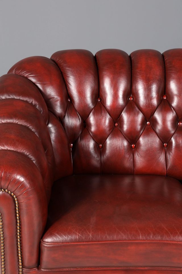 Wunderschönes Original Chesterfield Sofa 3- Sitzer echt Leder Couch UK Sofa Artikel-Nr.: B798 in Berlin