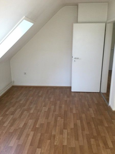 Gemütliche 2-Zimmer-Dachgeschosswohnung in ruhiger Lage in Bielefeld
