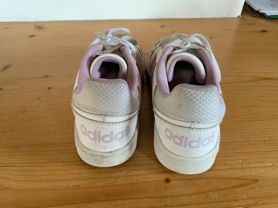 Adidas Schuh weiß rosa in Ingolstadt