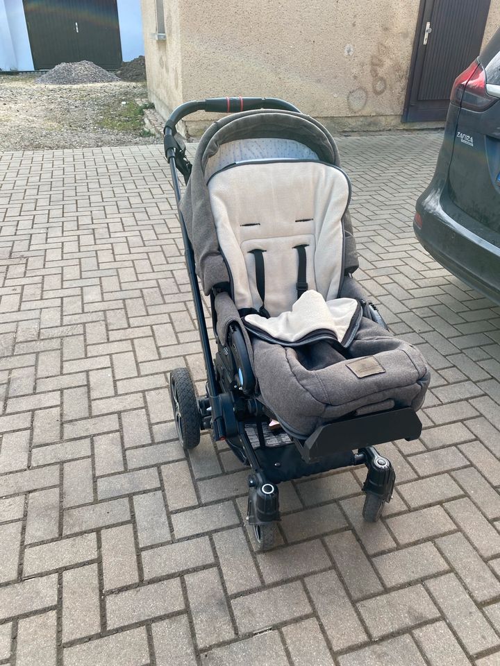 Hartan Kinderwagen Bellybutton VIP inkl. Adapter für Maxi Cosi in Brehna