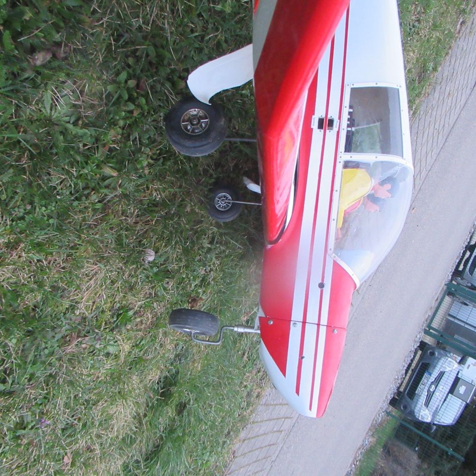 Modell Flugzeug  ohne Motor 130 cm lang x160 cm breit -Super Deko in Meißenheim