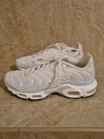 NIKE TN Sportschuhe weiß Gr. 40 Baden-Württemberg - Herbolzheim Vorschau