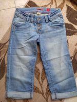 knielange Jeans, Shorts, kurze Hose    Größe 32 Leipzig - Knautkleeberg-Knauthain Vorschau