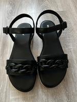 Schwarze Sandalen Größe. 39 Nordrhein-Westfalen - Finnentrop Vorschau