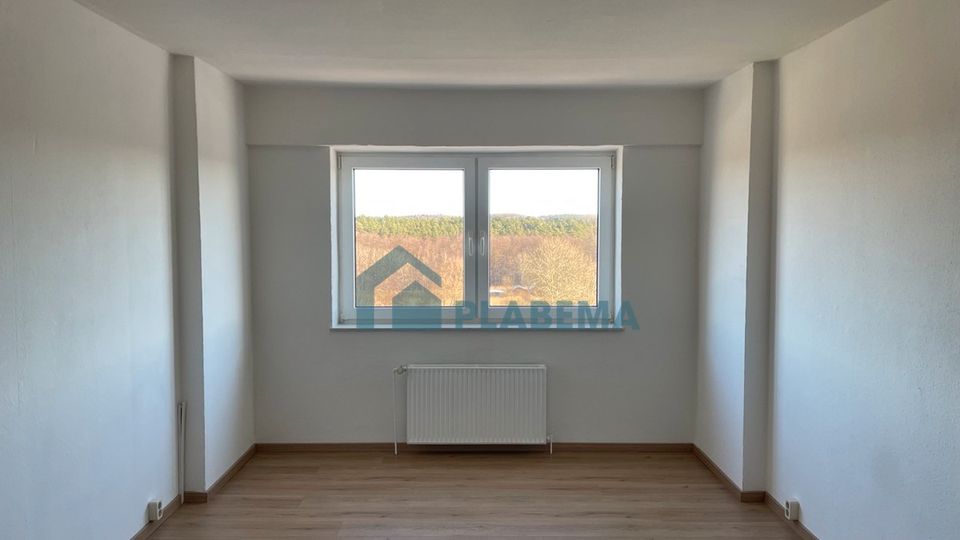 2 Monate mietfrei/ Einzug sofort oder später - 4 Zimmer, neue Einbauküche & neuer Fußboden! in Lübz