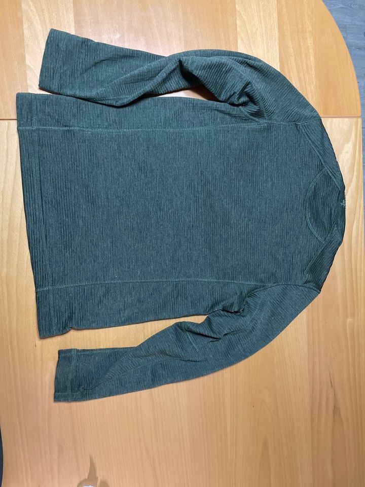 Engelbert Strauss Pulli grün 158/164 in Quarnbek