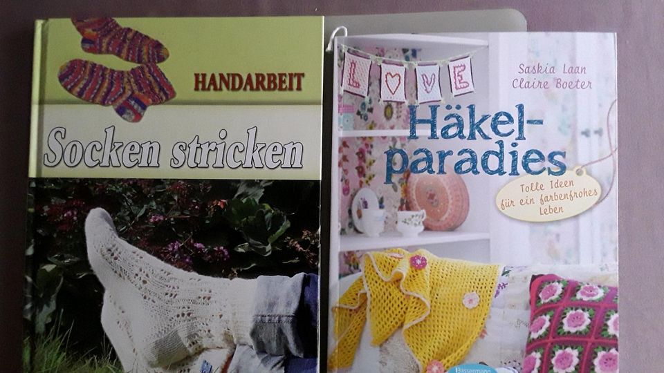 Handarbeit BücherSocken stricken*Häkeln**Strickbox*Kindersachen in Würzburg