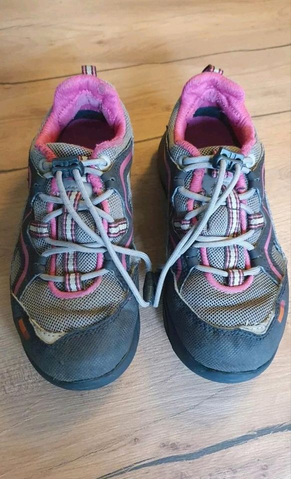 Vaude  Trekking Schuhe Wanderschuhe  Größe 31  Schnellverschluss in Essen