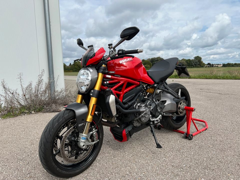 Ducati  Monster 1200S in Ingolstadt