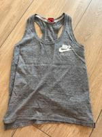 Nike top Größe XS grau Hessen - Wächtersbach Vorschau
