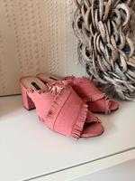 MNG Mango Süße Pantoletten rosé Gr. 38 TOP Nordrhein-Westfalen - Neuss Vorschau