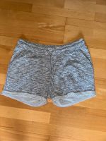 Kurze graue Hose / Shorts Größe 46 Janina Saarland - Wadgassen Vorschau