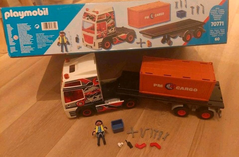 Playmobil City Action 70771 - LKW mit Anhänger in Wesel