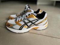 Asics Gel 1130 Weiß-Gold Rarität Gr. 42,5 Top Nordrhein-Westfalen - Velbert Vorschau