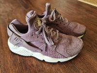 Nike Huarache Damen Sneaker lila flieder Gr. 37,5 Bayern - Metten Vorschau