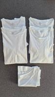 4 T-Shirts + 1 Unterhemd - Gr. S - top!!! Niedersachsen - Wiefelstede Vorschau